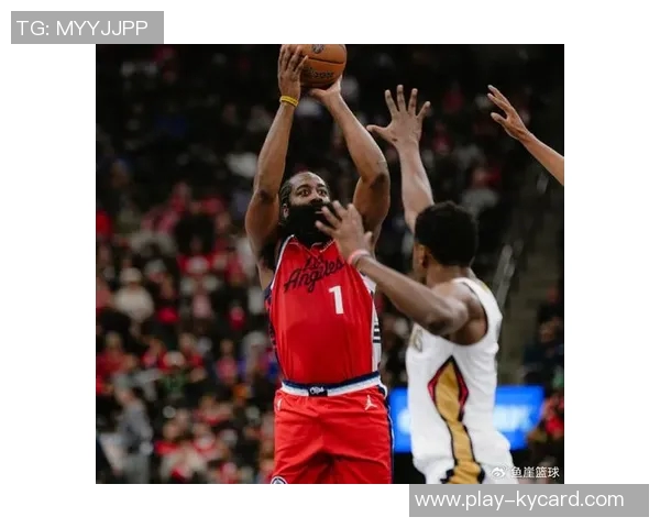 怀特谈最后防守策略：适时犯规或许是明智选择幸好哈登未能命中关键投篮